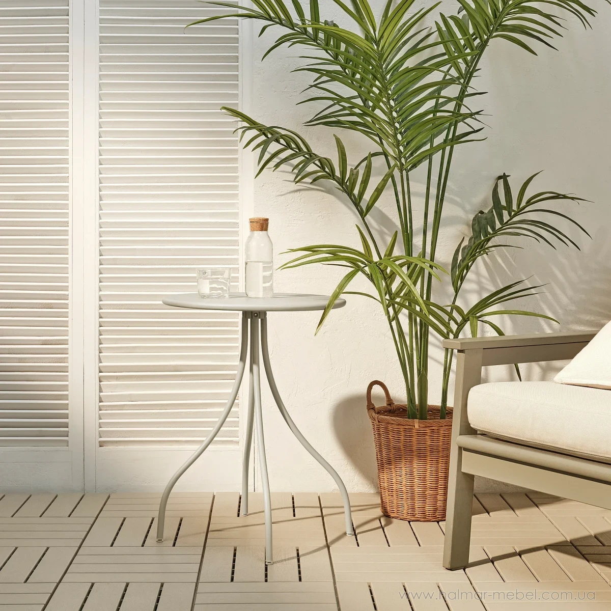 Стол журнальный TÅNEBRO IKEA светло-серый Стол журнальный TÅNEBRO IKEA светло-серый