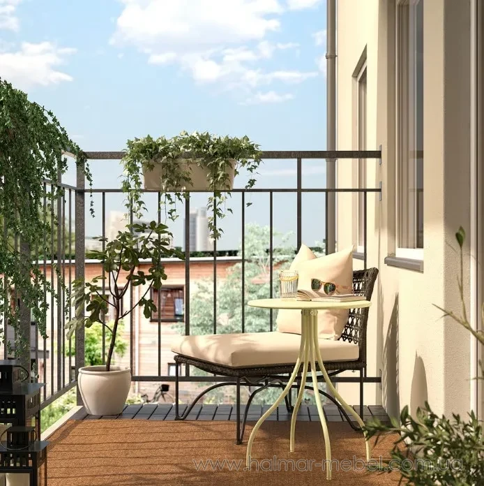 Стол журнальный TÅNEBRO IKEA бледно-желтый Стол журнальный TÅNEBRO IKEA бледно-желтый