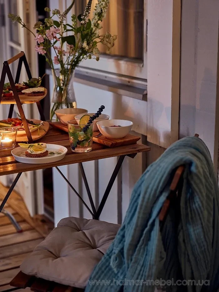 Стіл садовий складний TÄRNÖ IKEA 55х54 світло-коричневий/чорний Стіл садовий складний TÄRNÖ IKEA 55х54 світло-коричневий/чорний