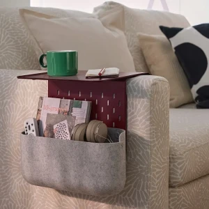 Підставка для підлокітника KRAMPHULT / SKÅDIS IKEA з кошиком темно-червоний Підставка для підлокітника KRAMPHULT / SKÅDIS IKEA з кошиком темно-червоний